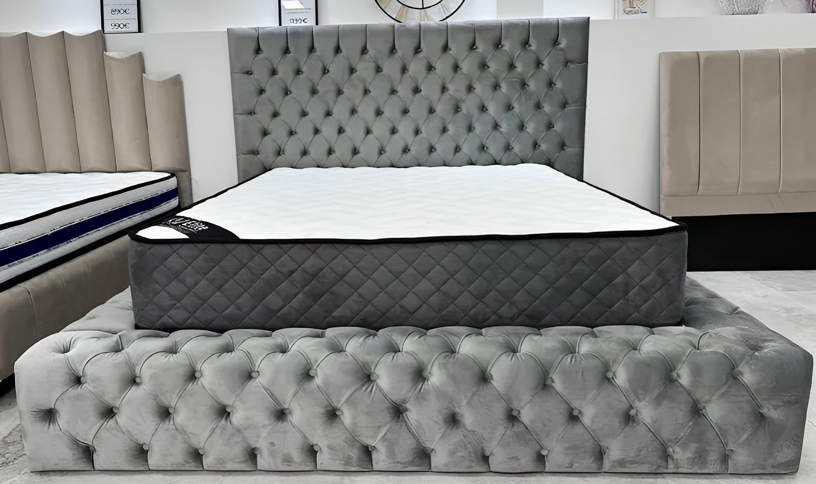 Cadre de Lit Royal - Gris - Möbel Unique