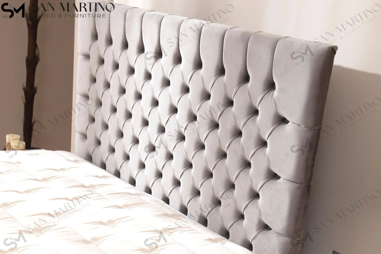 Lit double coffre en Velours – LAGOS GRIS - Möbel Unique