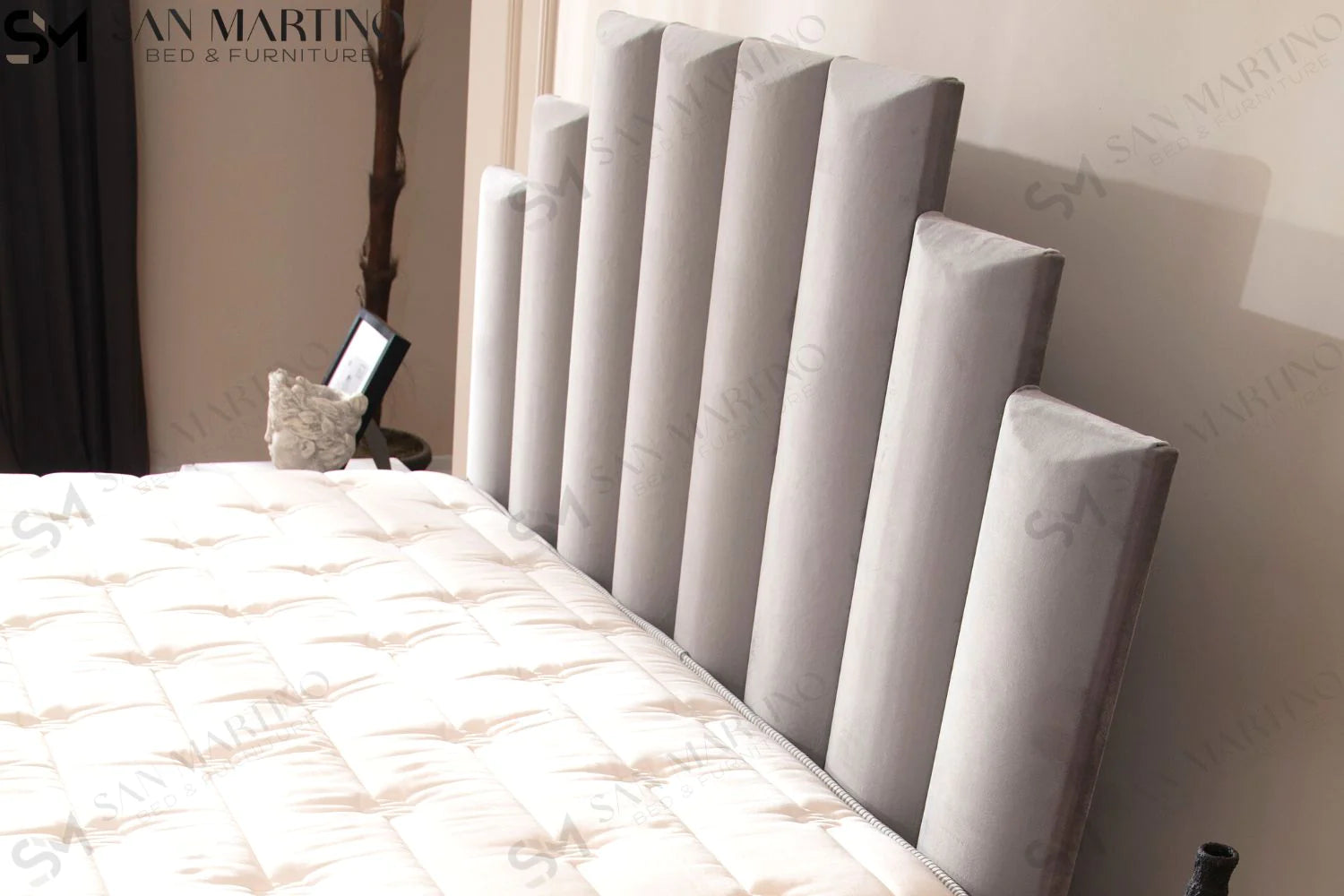 Lit double coffre en Velours – NATURA GRIS - Möbel Unique