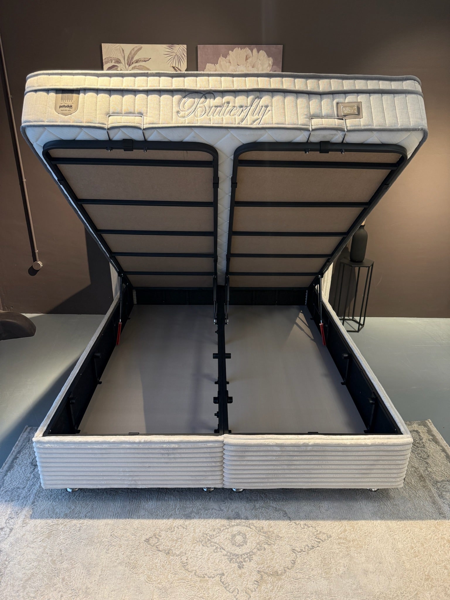 Lit double coffre en Velours – Clara - Möbel Unique